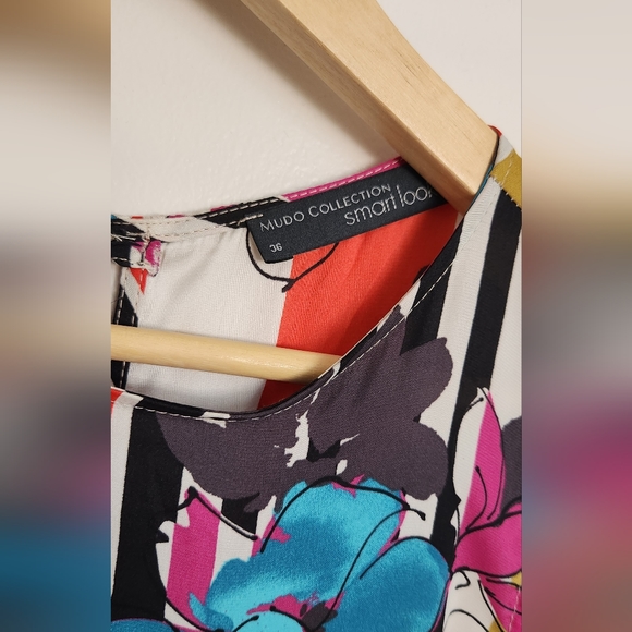 Floral Print Maxi Gown - Picture 4 of 4